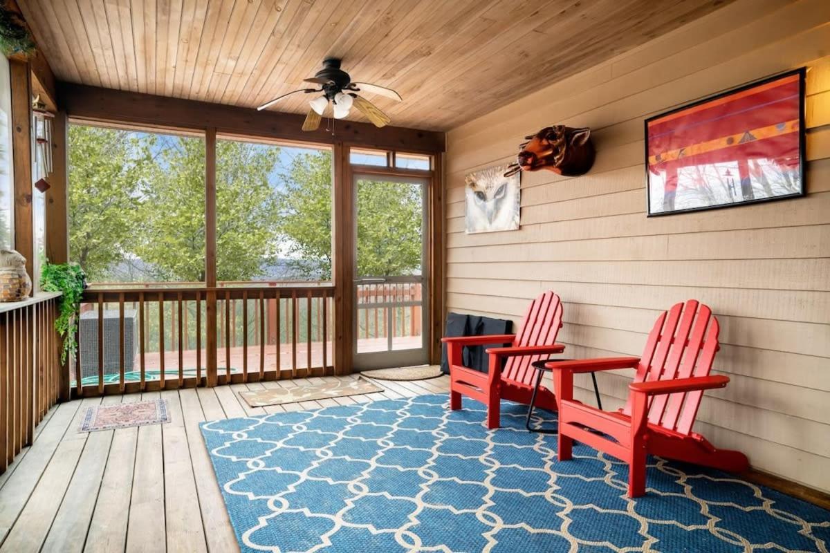 Modern Retreat W Hot Tub, Deck & Resort Amenities Berkeley Springs Kültér fotó