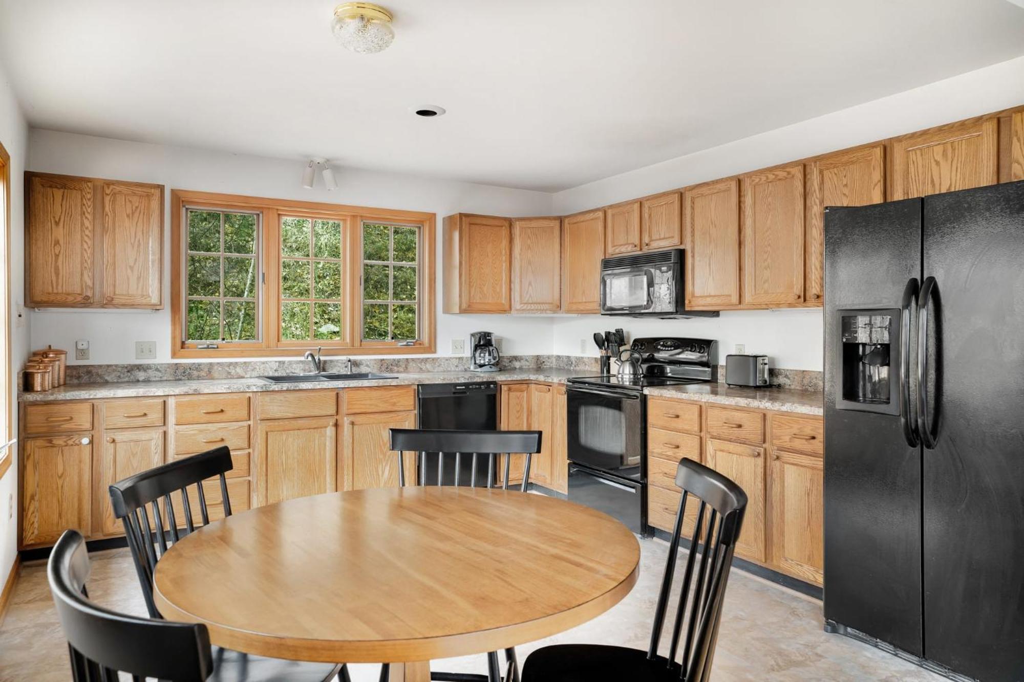 Modern Retreat W Hot Tub, Deck & Resort Amenities Berkeley Springs Kültér fotó